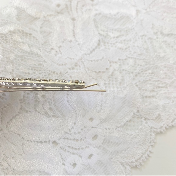 Bride Word Rhinestone Hair Pin Bobby Pin NWT - Picture 5 of 6